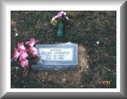 Zelma Stinnett gravestone