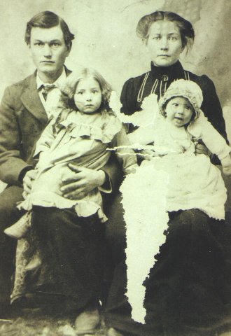 c_cparks.JPG (35544 bytes)