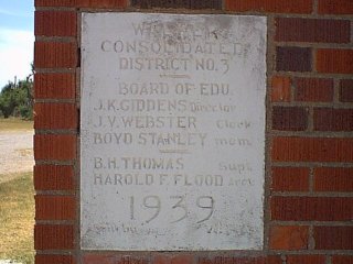 walker2.jpg (18931 bytes)