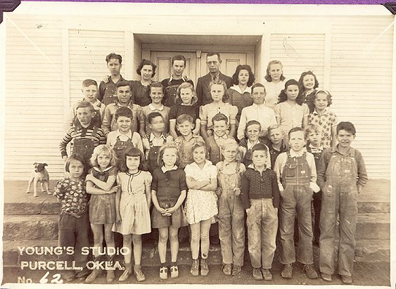 roundscreek1.jpg (76001 bytes)