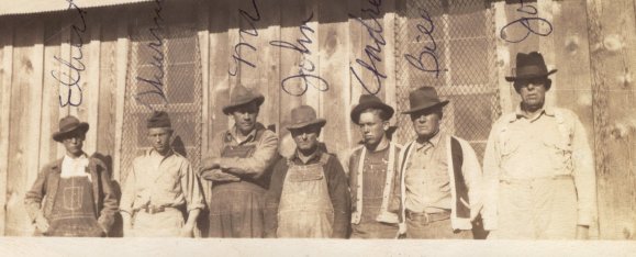 Brazil School WPA workers></a><br>
        </td>
      </tr>
      <tr>
        <td width=