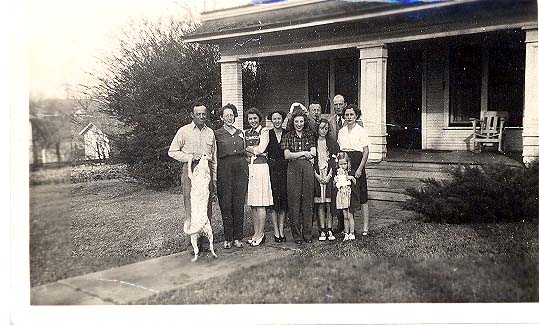group photo at Biffle home in Waurika, Okla.