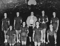 hps-ball-girls-1954.jpg (44330 bytes)